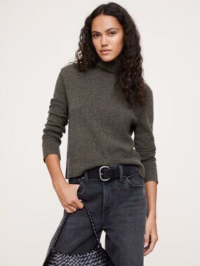 Banana Republic Cashmere Turtleneck Sweater